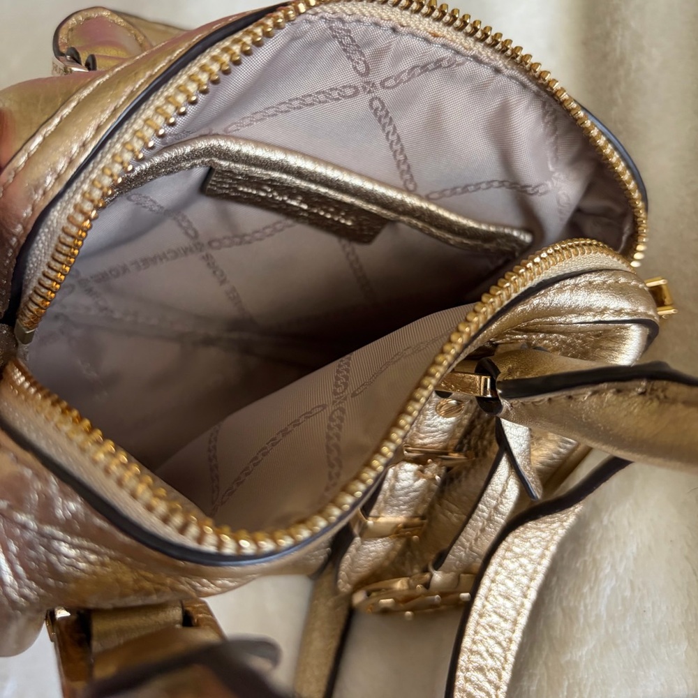 MK Michael Kors Metallic Gold‎ Mini Bag - Picture 6 of 7